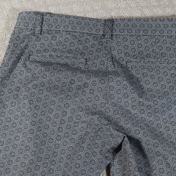 Gap Size 4R Hexagonal Dot Pattern Skinny Ankle Pants - Picture 3 of 7